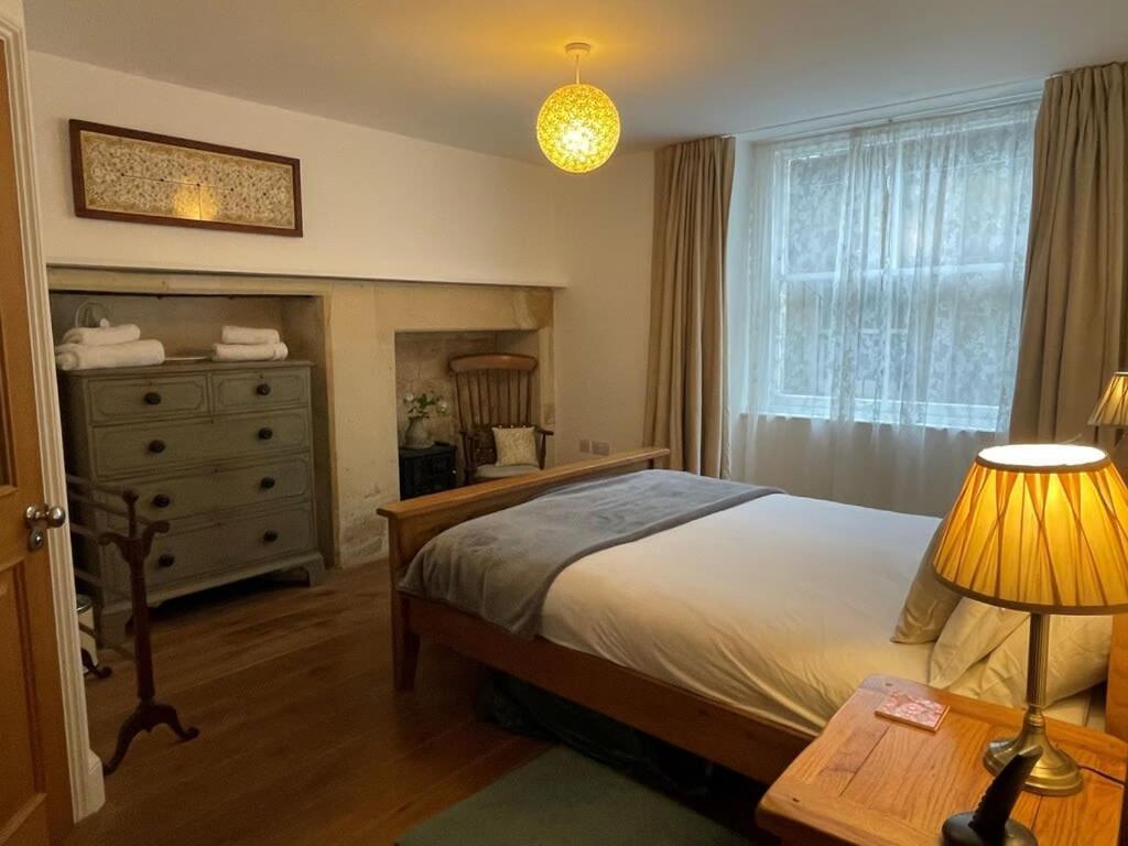 Ferienwohnung Beautiful 3 Bed Basement Flat With Garden Bath Exterior foto